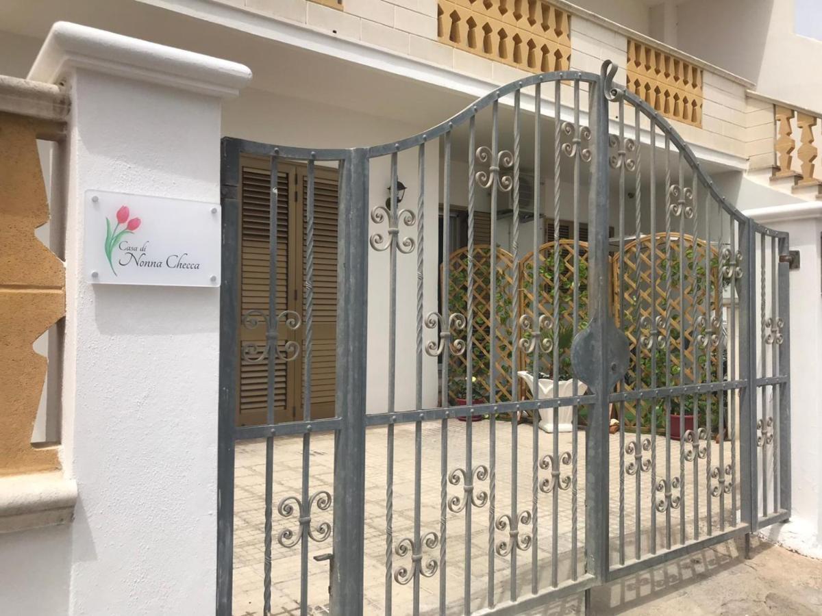 Casa Di Nonna Checca Bed and Breakfast Santa Maria di Leuca Eksteriør billede