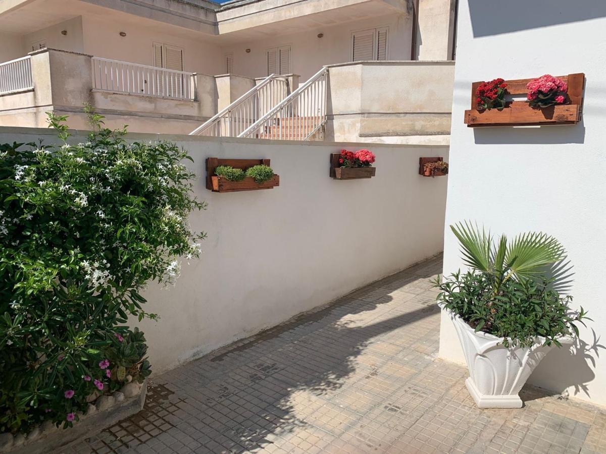 Casa Di Nonna Checca Bed and Breakfast Santa Maria di Leuca Eksteriør billede
