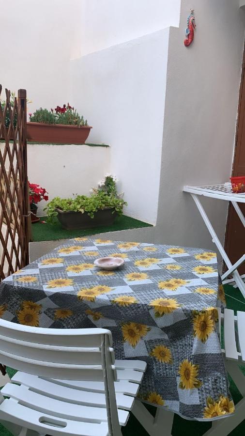 Casa Di Nonna Checca Bed and Breakfast Santa Maria di Leuca Eksteriør billede